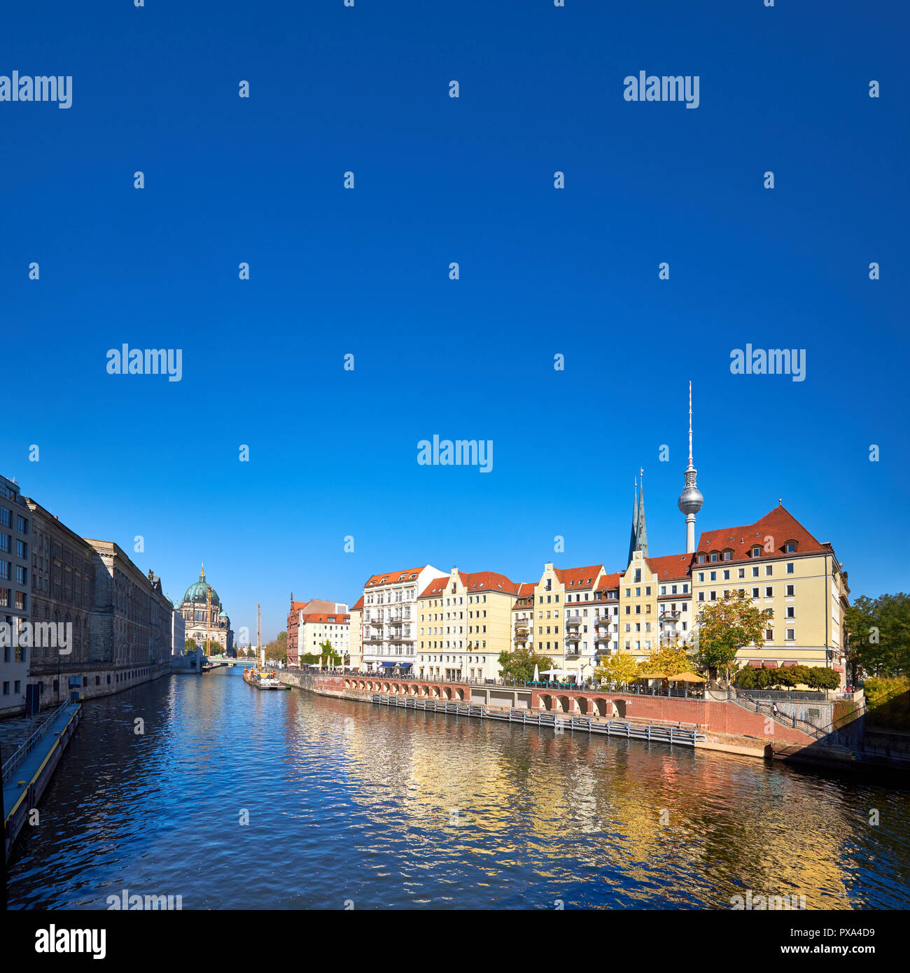 Berlin Riverside Riverside with old houses in Nikolaiviertel, historical part of Mitte ...