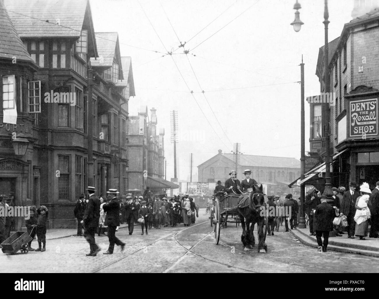 Chesterfield old hires stock photography and images Alamy