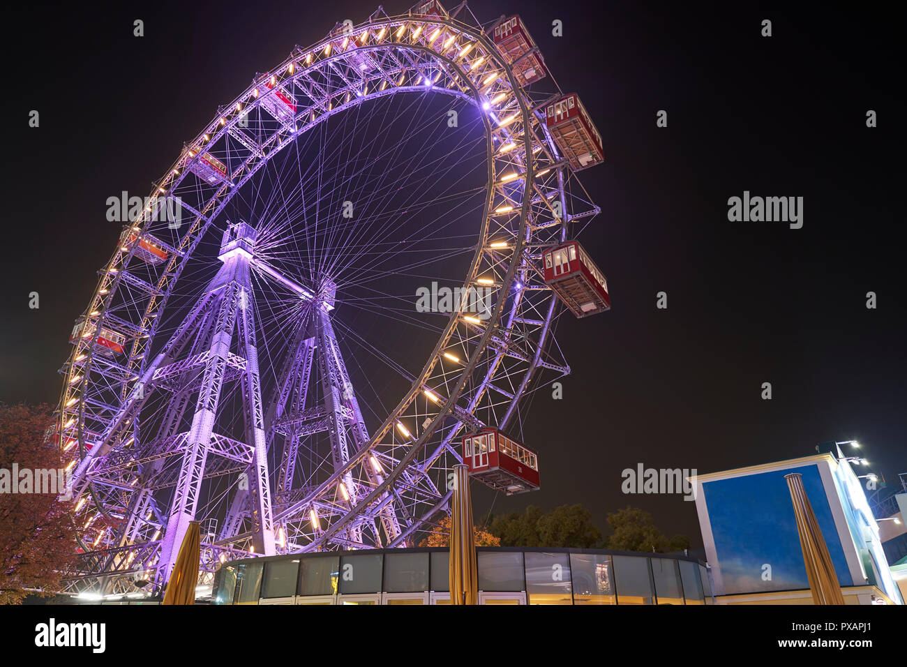 Wiener Riesenrad bei Nacht Stock Photo