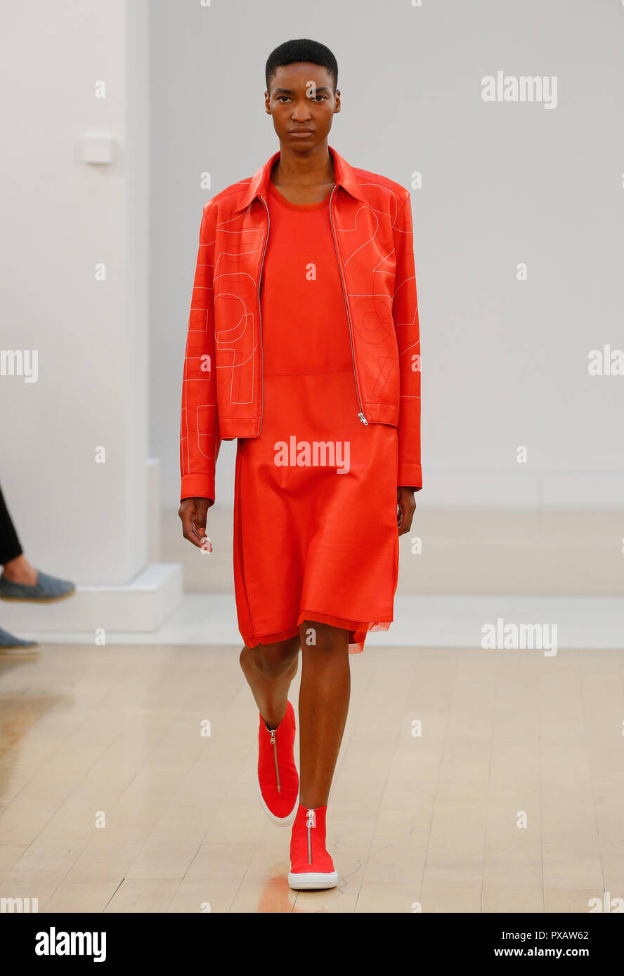 Jesper Conran SS19 at London Fashion Week presented a catwalk with colorful  styles and stripy dresses and patterned dresses and styles with matching  Stock Photo - Alamy