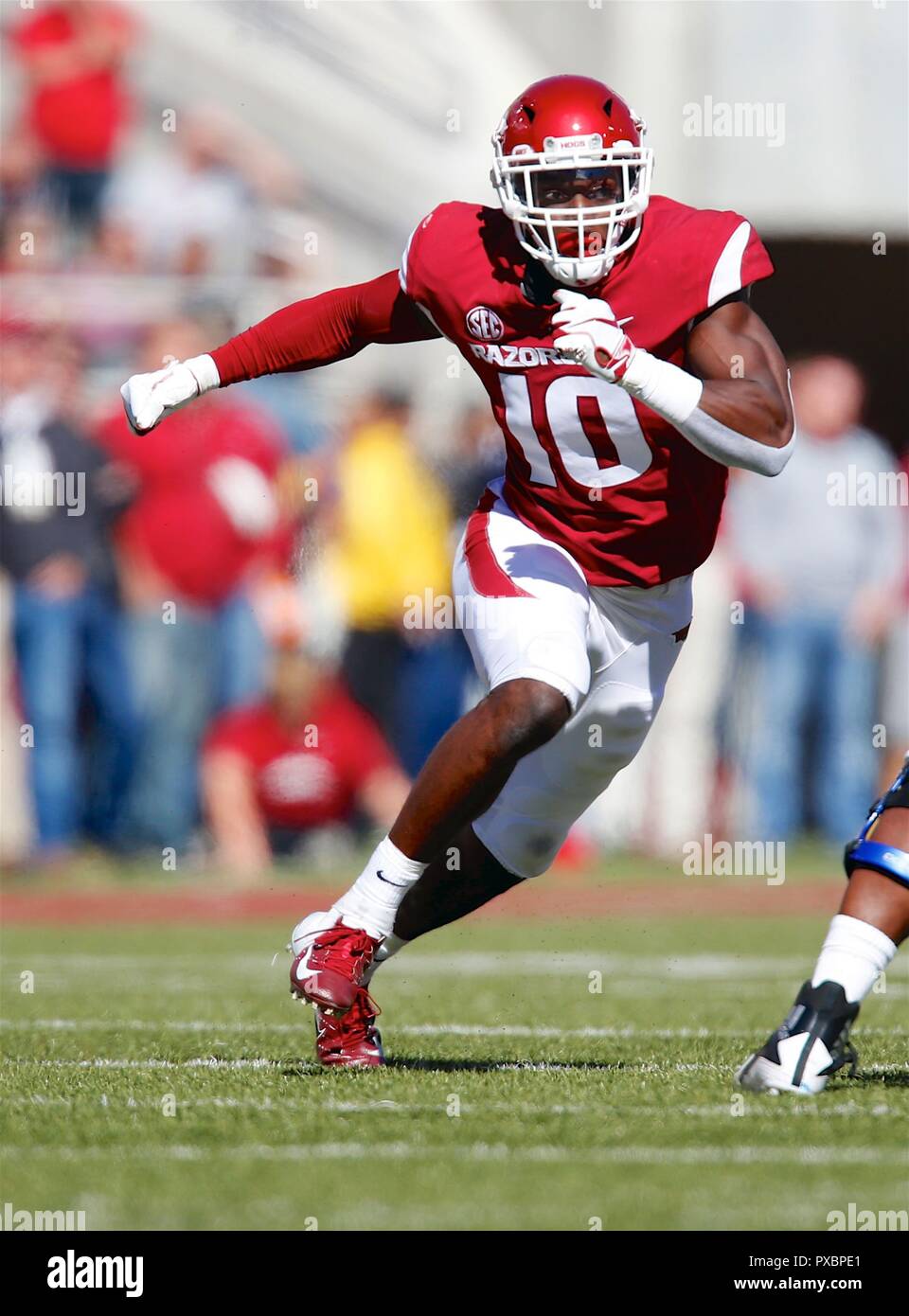 Oct 6, 2018: Phidarian Mathis #48 works his way up the field. Alabama  defeated Arkansas 65-31 at Donald W. Reynolds Stadium in Fayetteville, AR,  Richey Miller/CSM Stock Photo - Alamy