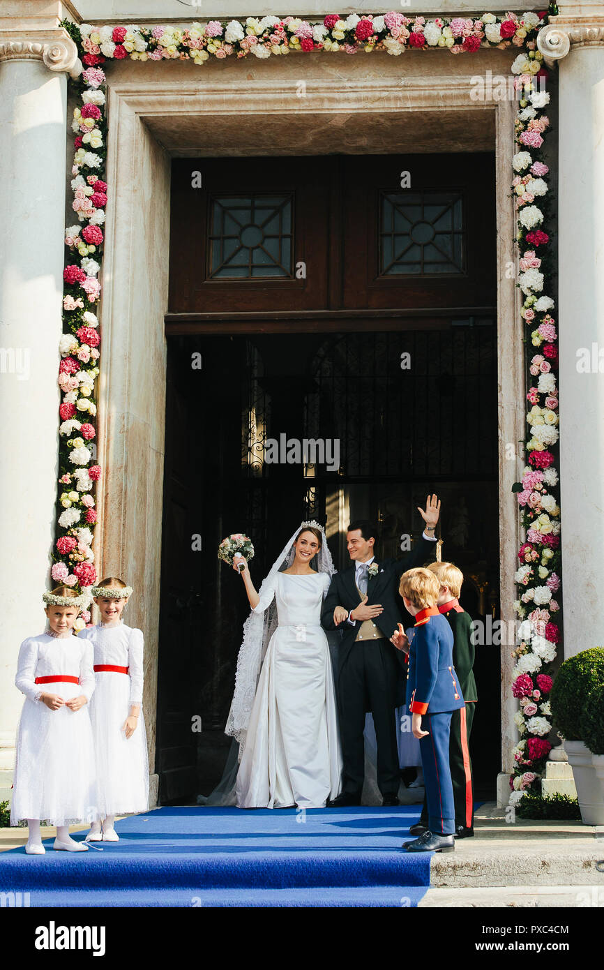 Tegernsee Germany 20th Oct 2018 Sophie Duchess Of Wuerttemberg And Maximilian D Andigne Leaving The Schlosskirche After Their Wedding Married French Nobleman On 20 October 