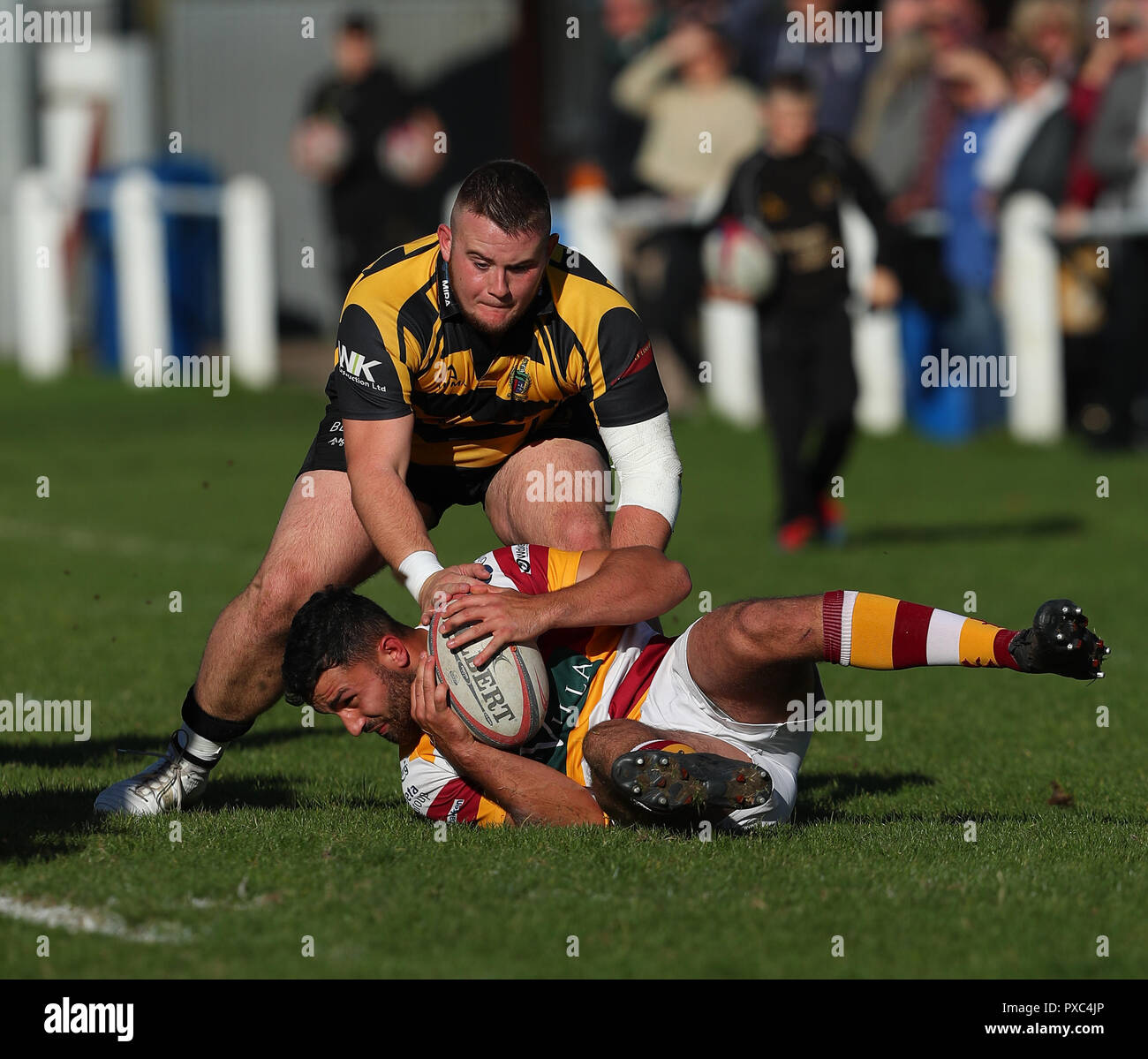 20.10.2018 Hinckley, Leicester, England. Rugby Union, Hinckley rfc v Fylde rfc.   Oscar Harper in action for Hinckley during the RFU National League 2 North (NL2N) game played at the Leicester  Road Stadium.    © Phil Hutchinson / Alamy Live News Stock Photo