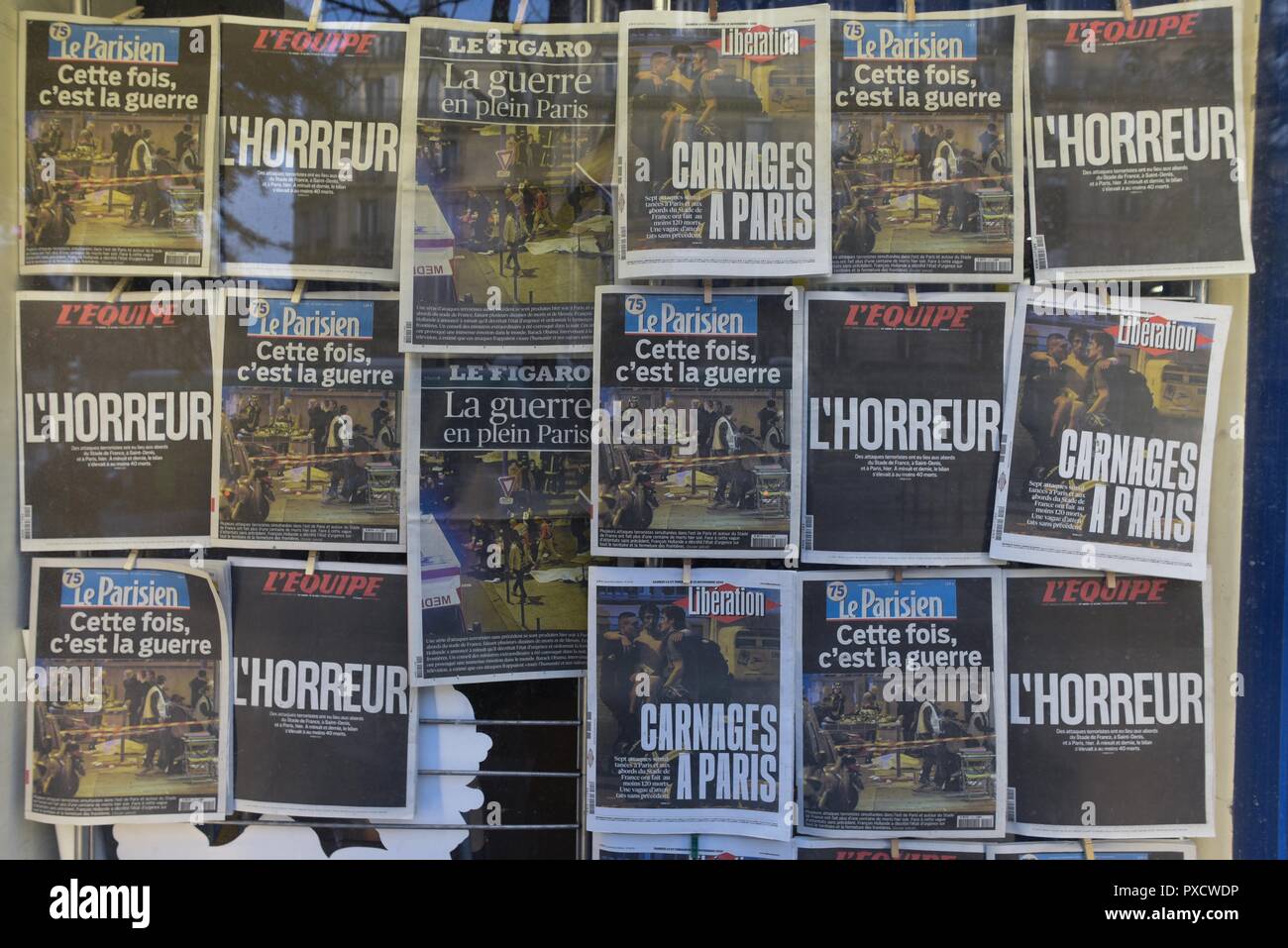 French newspapers hi-res stock photography and images - Alamy