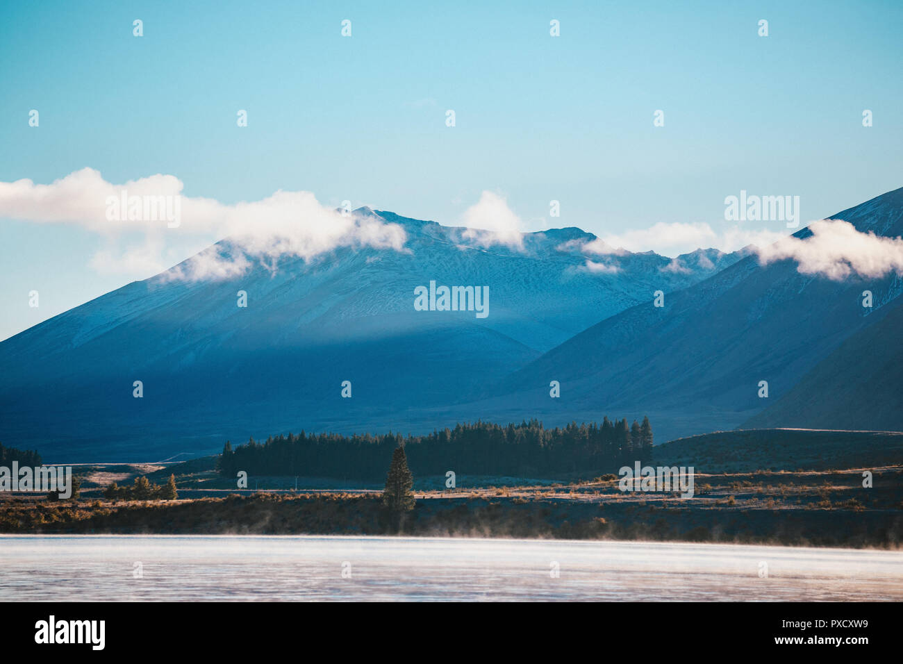 Sunrise at Lake Tekapo, South Island, New Zealand Stock Photo - Alamy