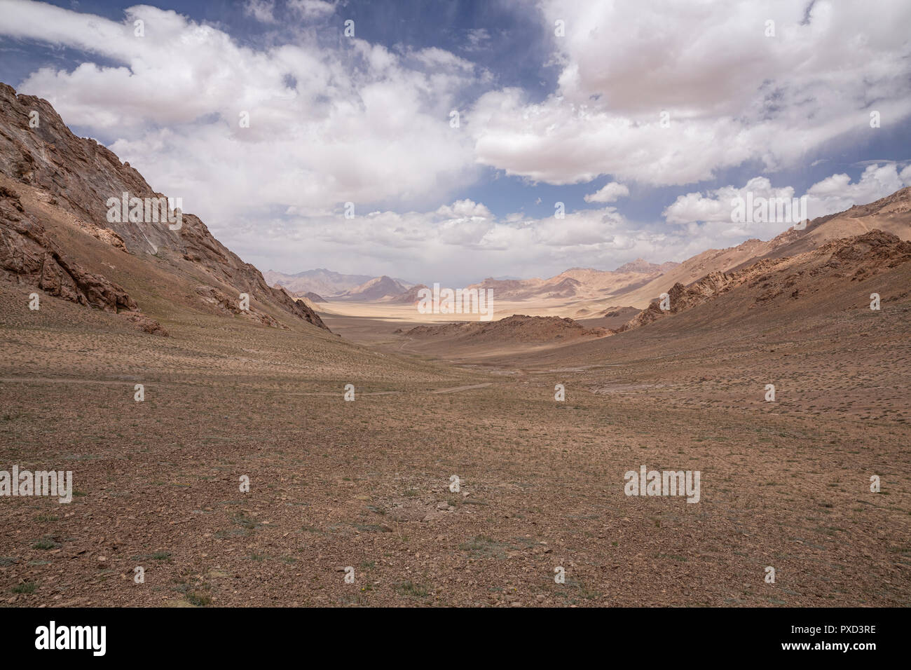 Southern Alichur range near Jarty Gumbez, Pamir Mountains, Gorno Badakhshan Autonomous Region, Tajikistan Stock Photo