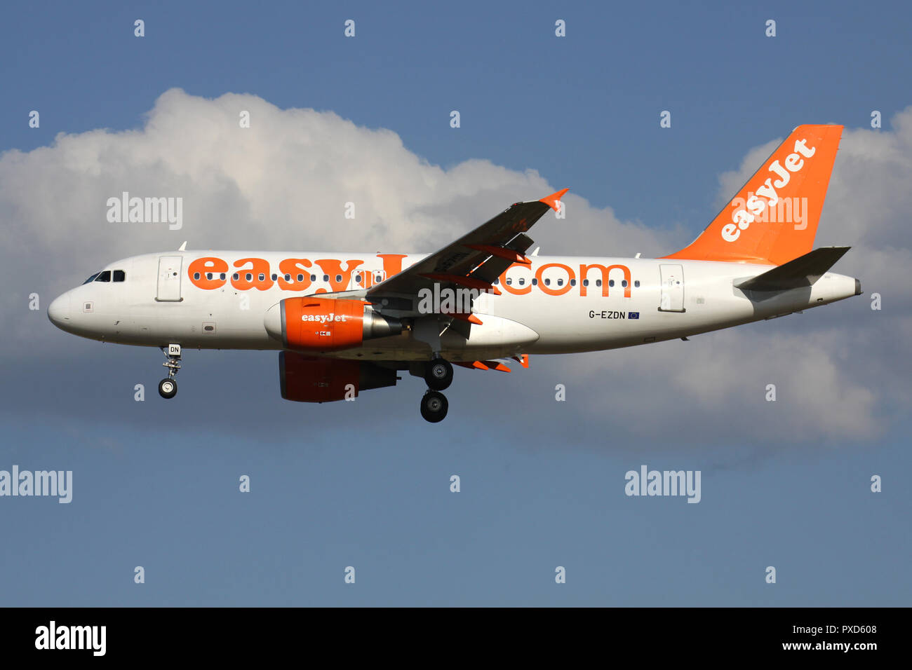 ユーロウイングス航空 Aviationtag A319-100 ユーロウイングス航空 Aviationtag A319-100 - メルカリ