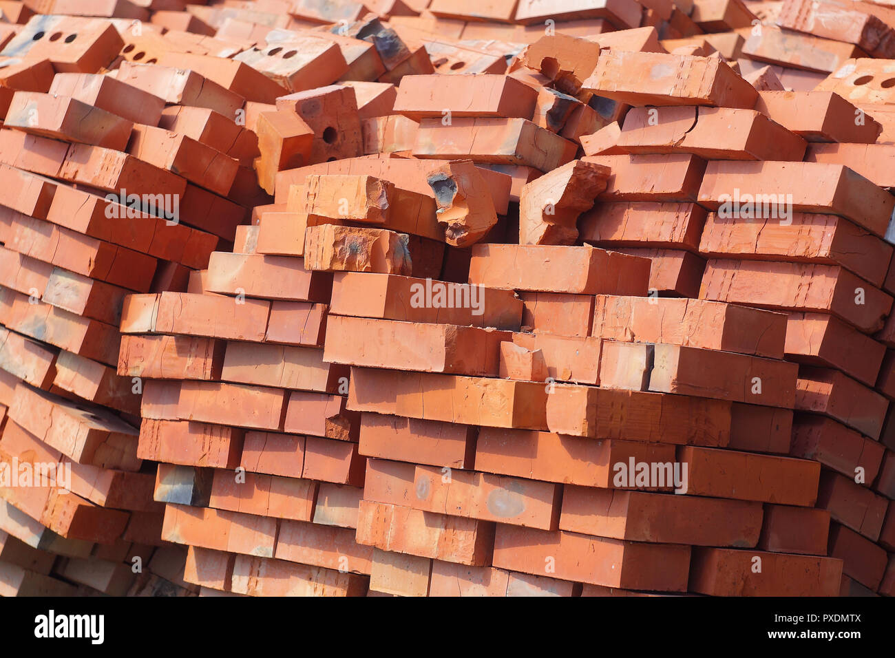 parts stones on pallet red / WSI 1/50 Vigoro 0.5 cu. ft. Bagged Red Lava Landscape Rock 64 Bags&frasl;32 cu