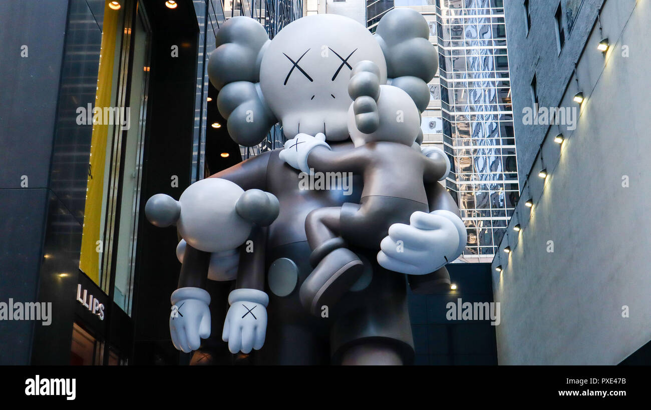 Kaws new york hires stock photography and images Alamy