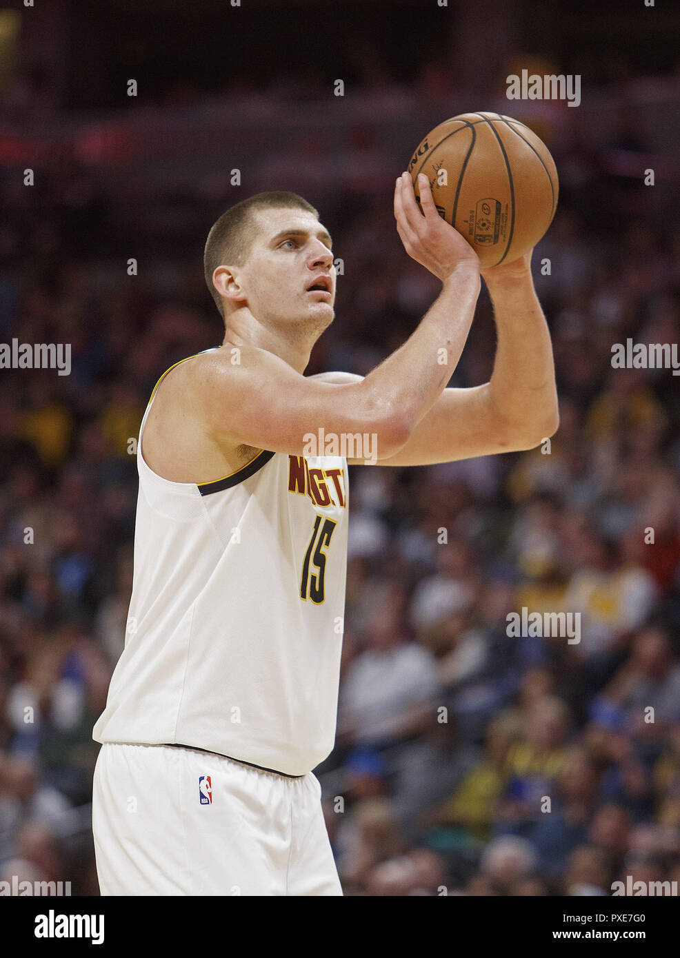 Denver, Colorado, USA. 21st Oct, 2018. Nuggets NIKOLA JOKIC readies to sink a free throw during the 2nd. Half at the Pepsi Center Sunday night. The Nuggets beat the Warriors 100-98. Credit: Hector Acevedo/ZUMA Wire/Alamy Live News Stock Photo
