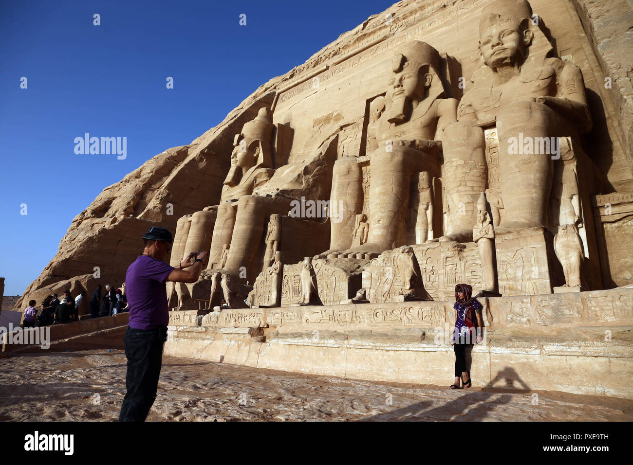Aswan, Egypt. 22nd Oct, 2018. Tourists visit the Great Temple of Abu ...