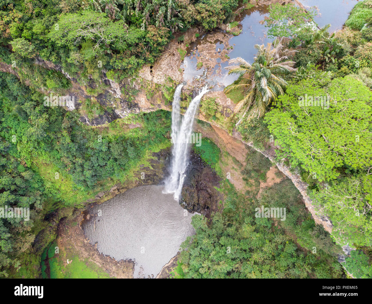 tropical-islands-waterfalls