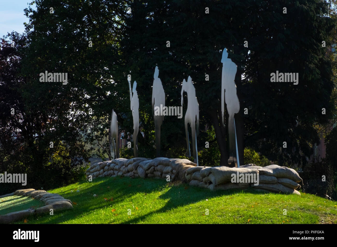 Lest we forget soldiers, ashford, kent, uk Stock Photo