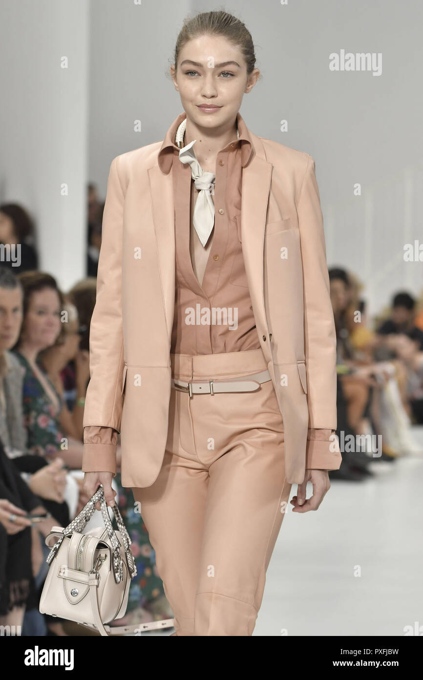 Milan Fashion Week Springsummer 2019 Moda Donna Catwalk