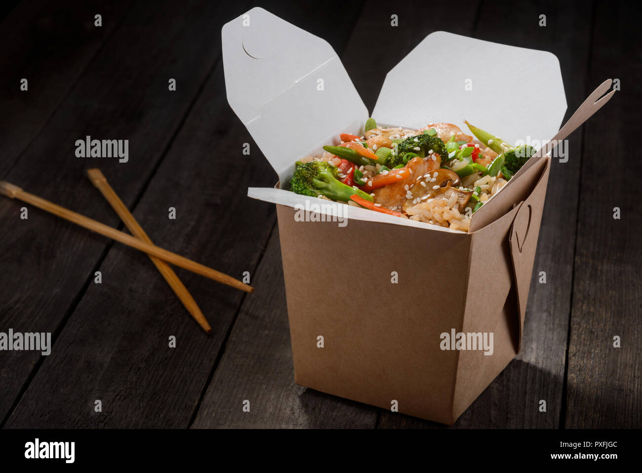 Cardboard box vegetables and chicken hi-res stock photography and ...
