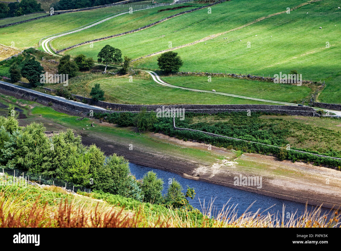 Ponden Reservoir and Scar Top Road, Haworth, Keighley, West Yorkshire Stock Photo