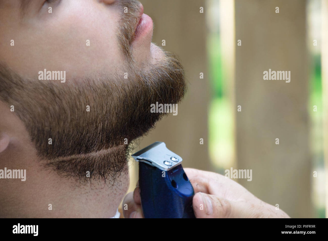 shaving with a trimmer