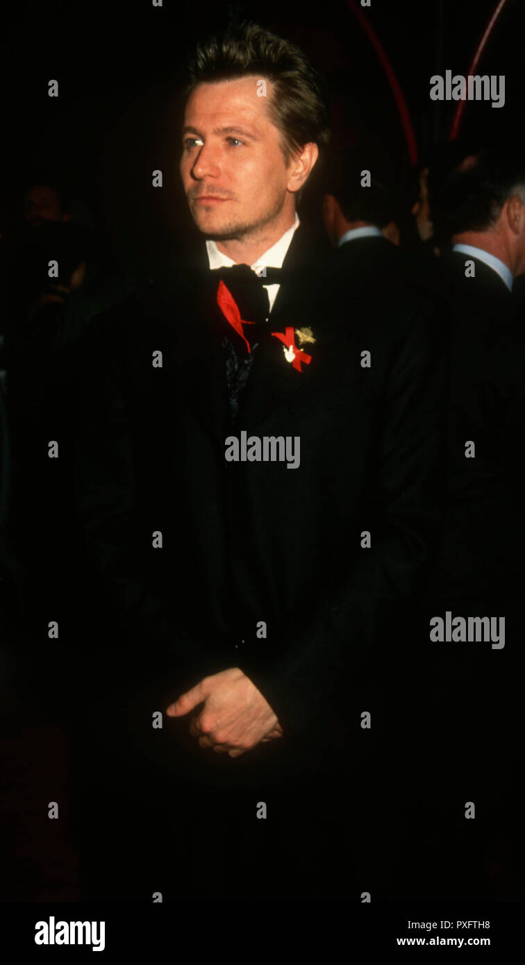 HOLLYWOOD, CA - NOVEMBER 10: Actor Gary Oldman attends the Columbia  Pictures 'Bram Stoker's Dracula' Premiere on