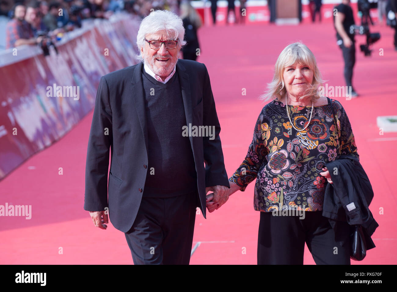 Gigi Proietti and his wife Sagitta Alter  Red Carpet of the Italian documentary 'Sono Gassman! Vittorio king of the comedy ' (Photo by Matteo Nardone / Pacific Press) Stock Photo