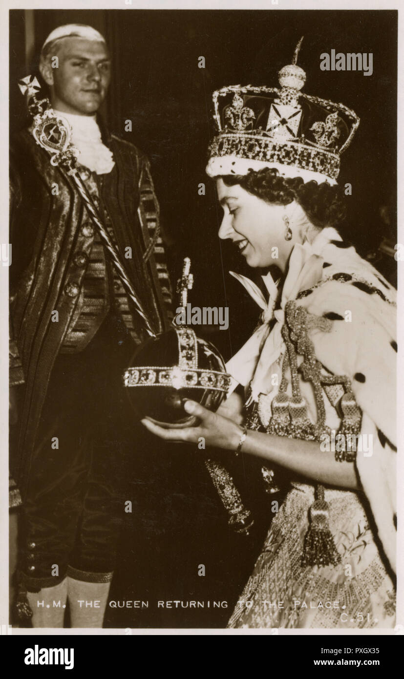 Queen elizabeth ii crown 50s hi-res stock photography and images - Alamy