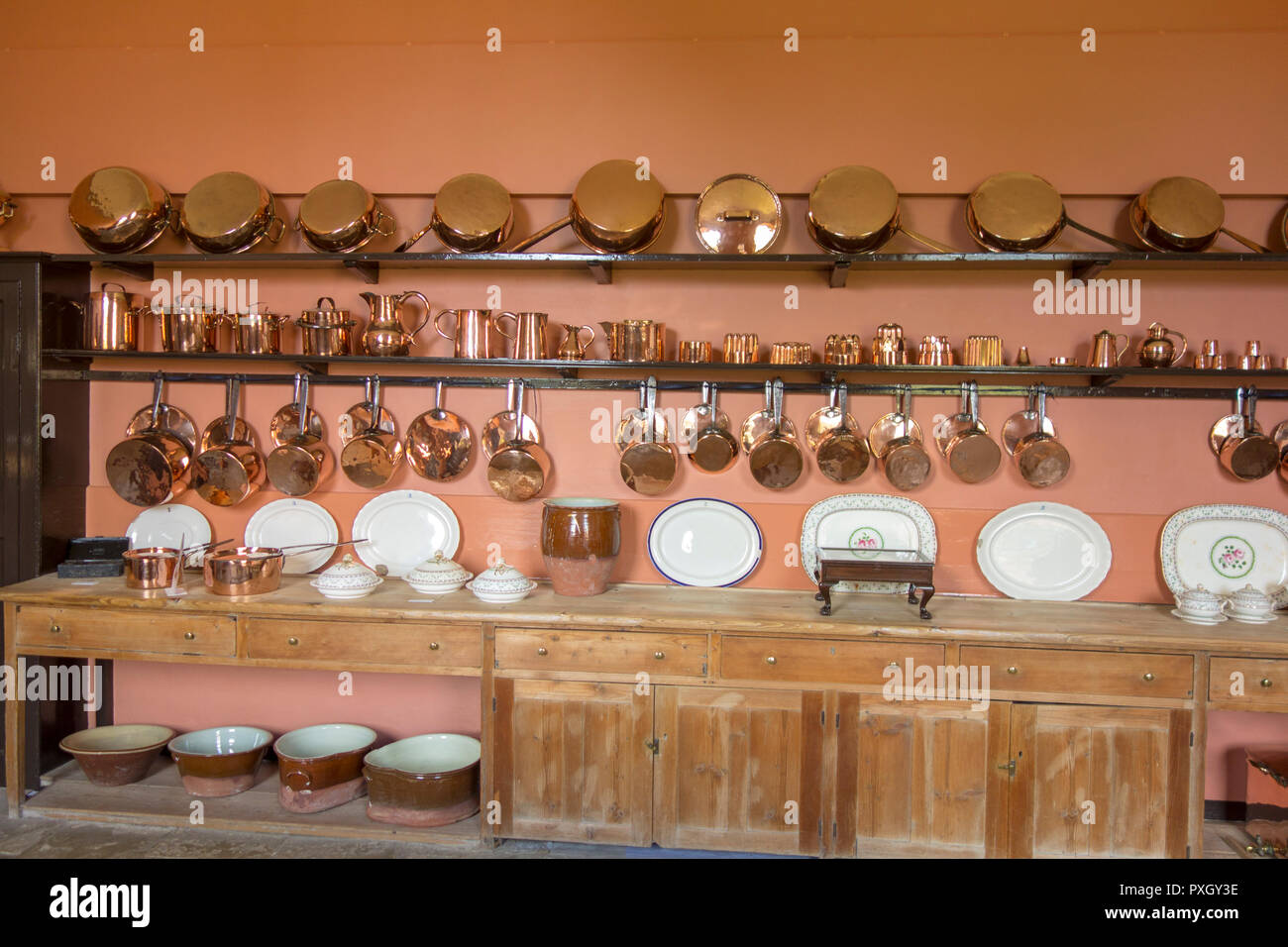 Victorian pots and pans hires stock photography and images Alamy