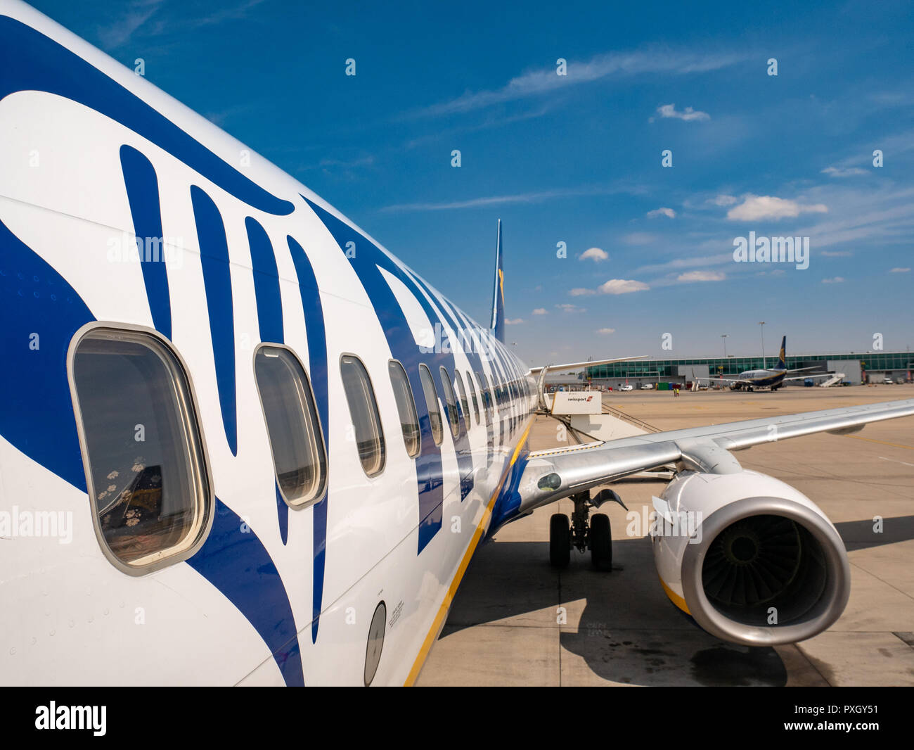 Airplane stansted airport hires stock photography and images Alamy