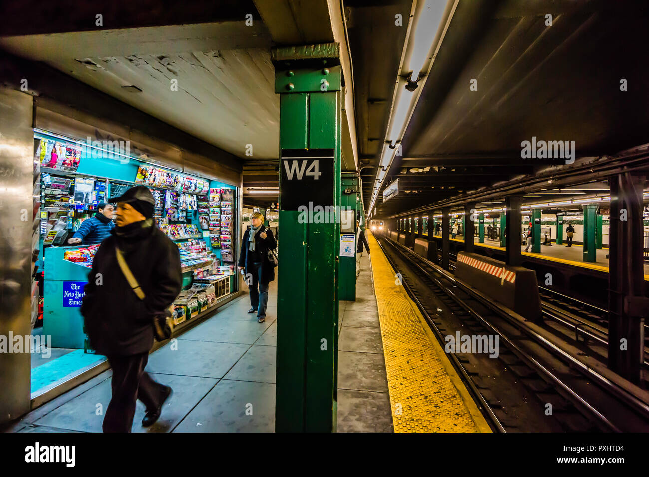 B D F M Subway Hi res Stock Photography And Images Alamy b-d-f-m-subway-hi-res-stock-photography-and-images-alamy
