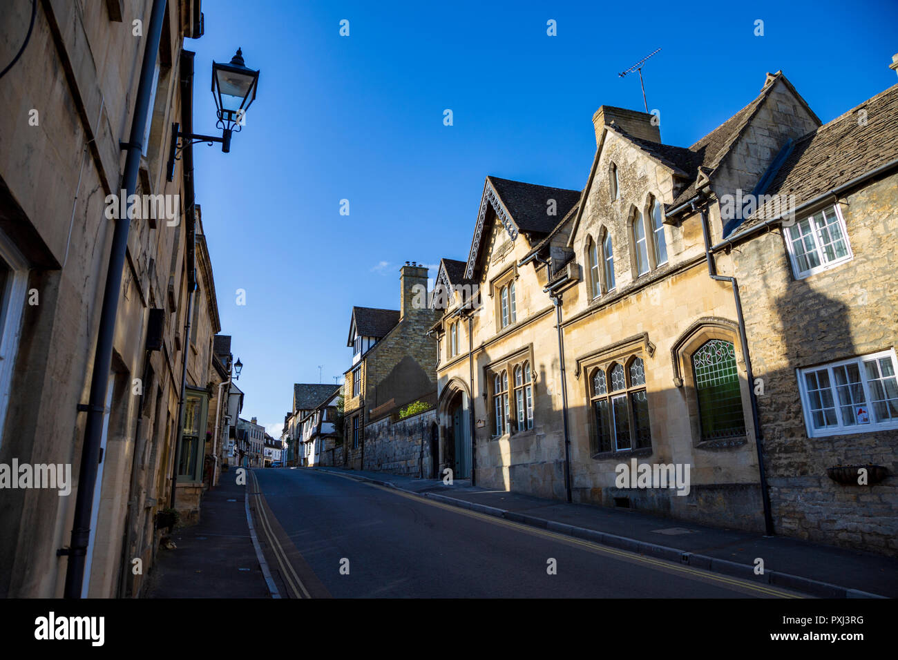 Cotswold stone hires stock photography and images Alamy