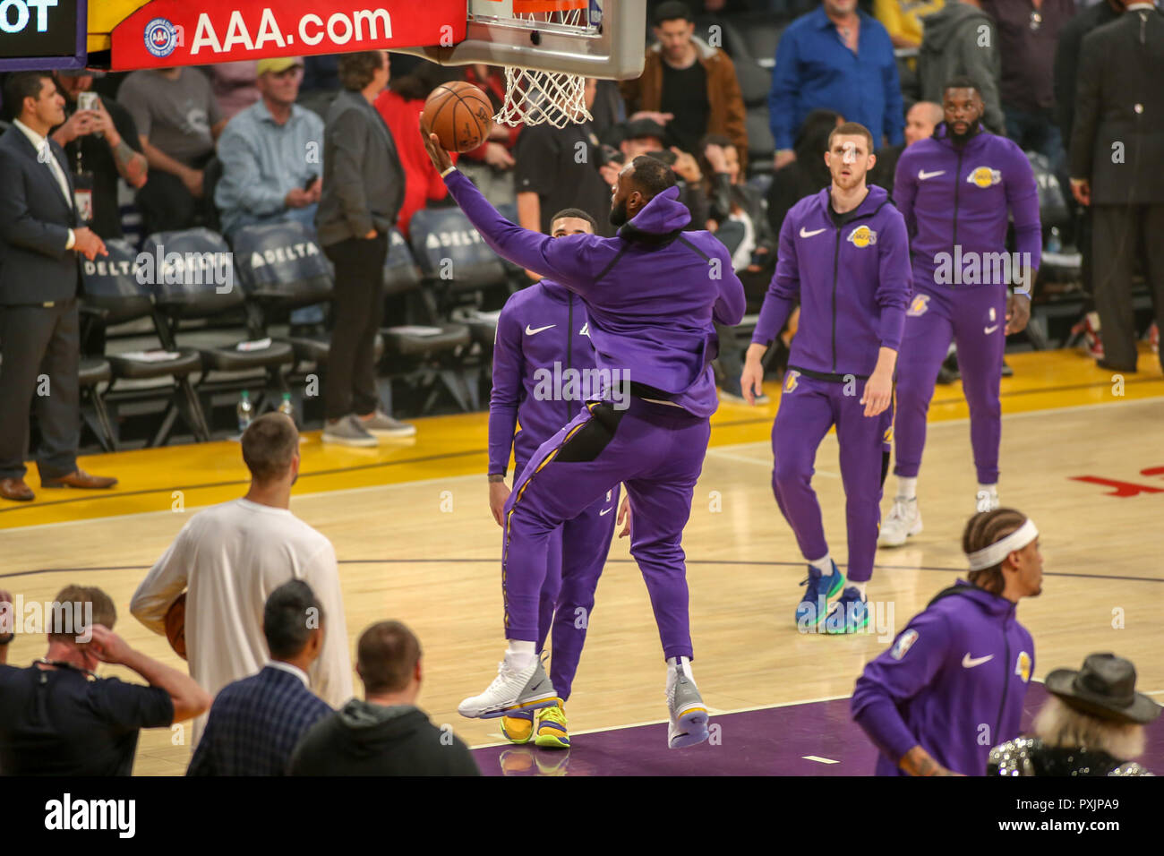 Lakers Logo Stock Photos & Lakers Logo Stock Images - Alamy