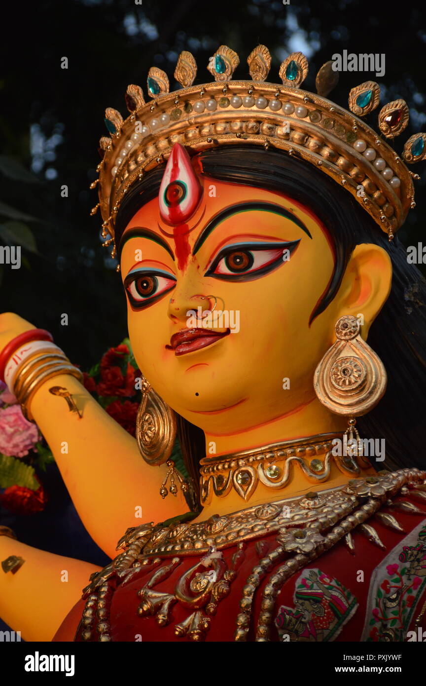 Kolkata, India. 23rd October, 2018. Goddess Durga of the Durga Puja  Carnival that organised by the West Bengal State Government of famous  seventy five community Durga idols, tableaux and cultural performances from