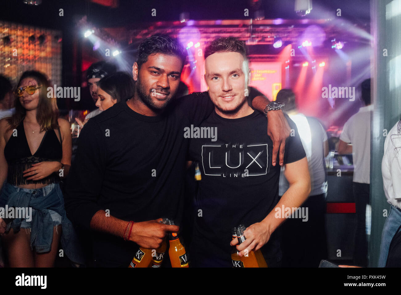 Total 34+ imagen mens night club Abzlocal.mx