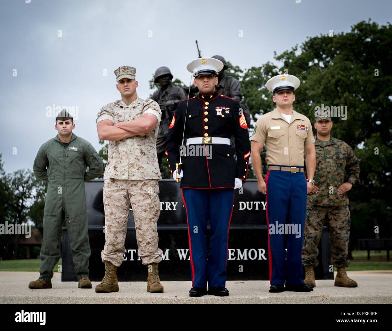 Marine recruiters out of Recruiting SubStation Arlington, TX, pose for
