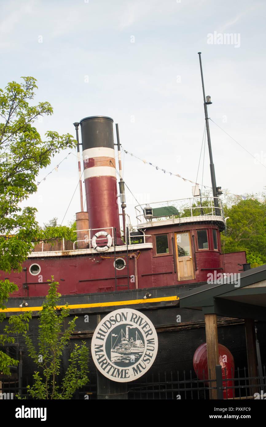 Hudson River Maritime museum Kingston NY Stock Photo Alamy