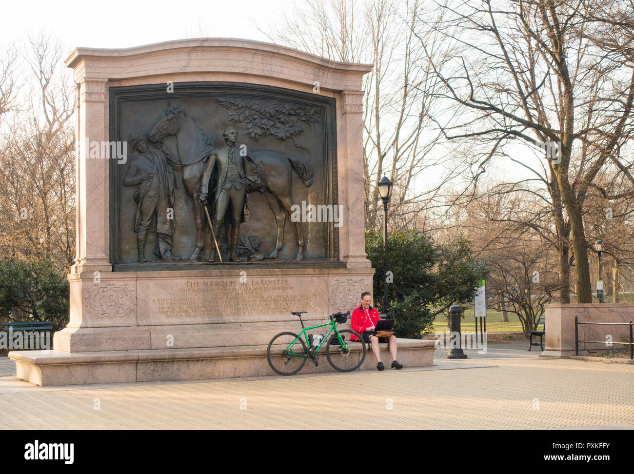 Sculpture of american revolutionary war hero hires stock photography and images Alamy