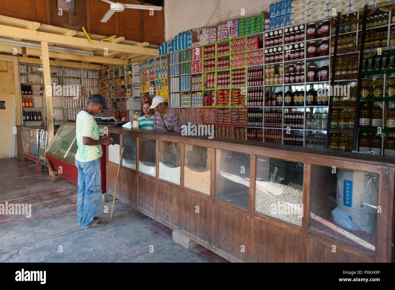 An old general store near the market of Mompox Stock Photo Alamy