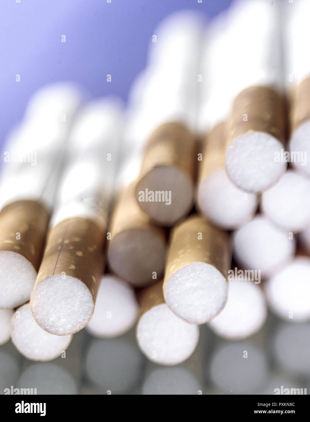 filter tipped cigarettes Filter tipped cigarettes, nicotin Stock Photo