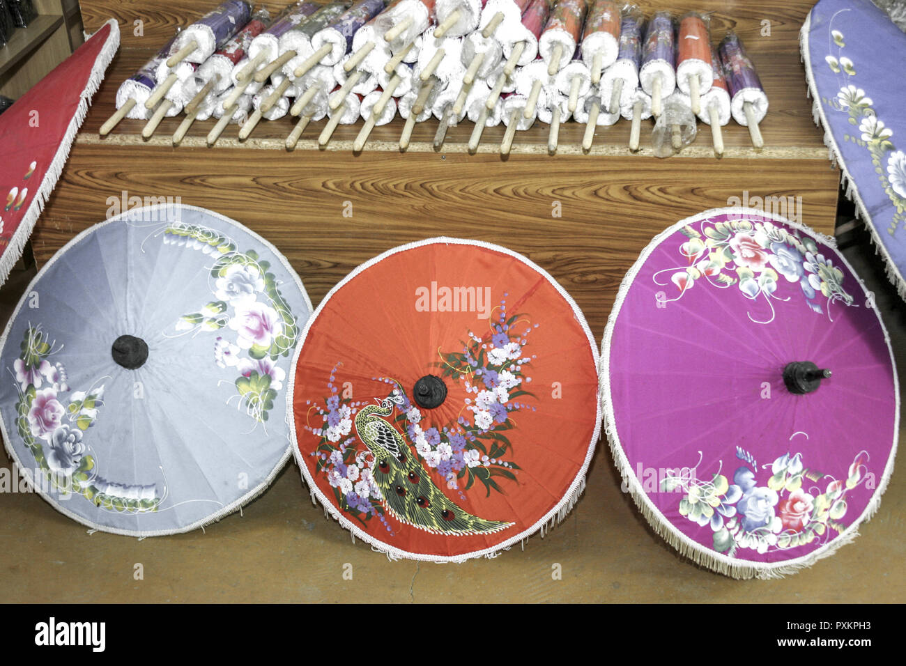 Thailand Siam Chiang Mai Schirm Fabrik Schirme Souvenier Kultur ...