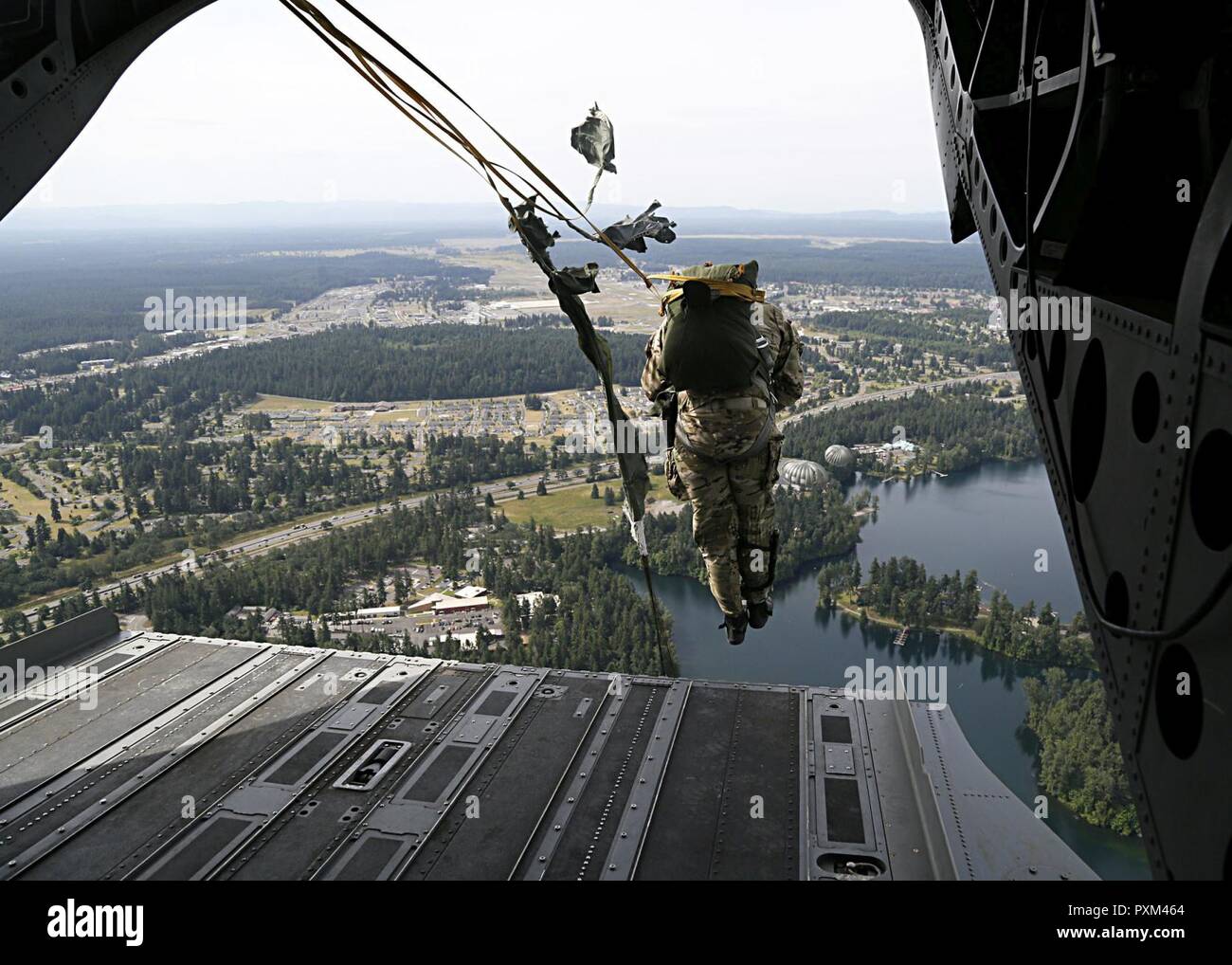 Soldiers assigned to Group Support Battalion (GSB), 1st Special Forces