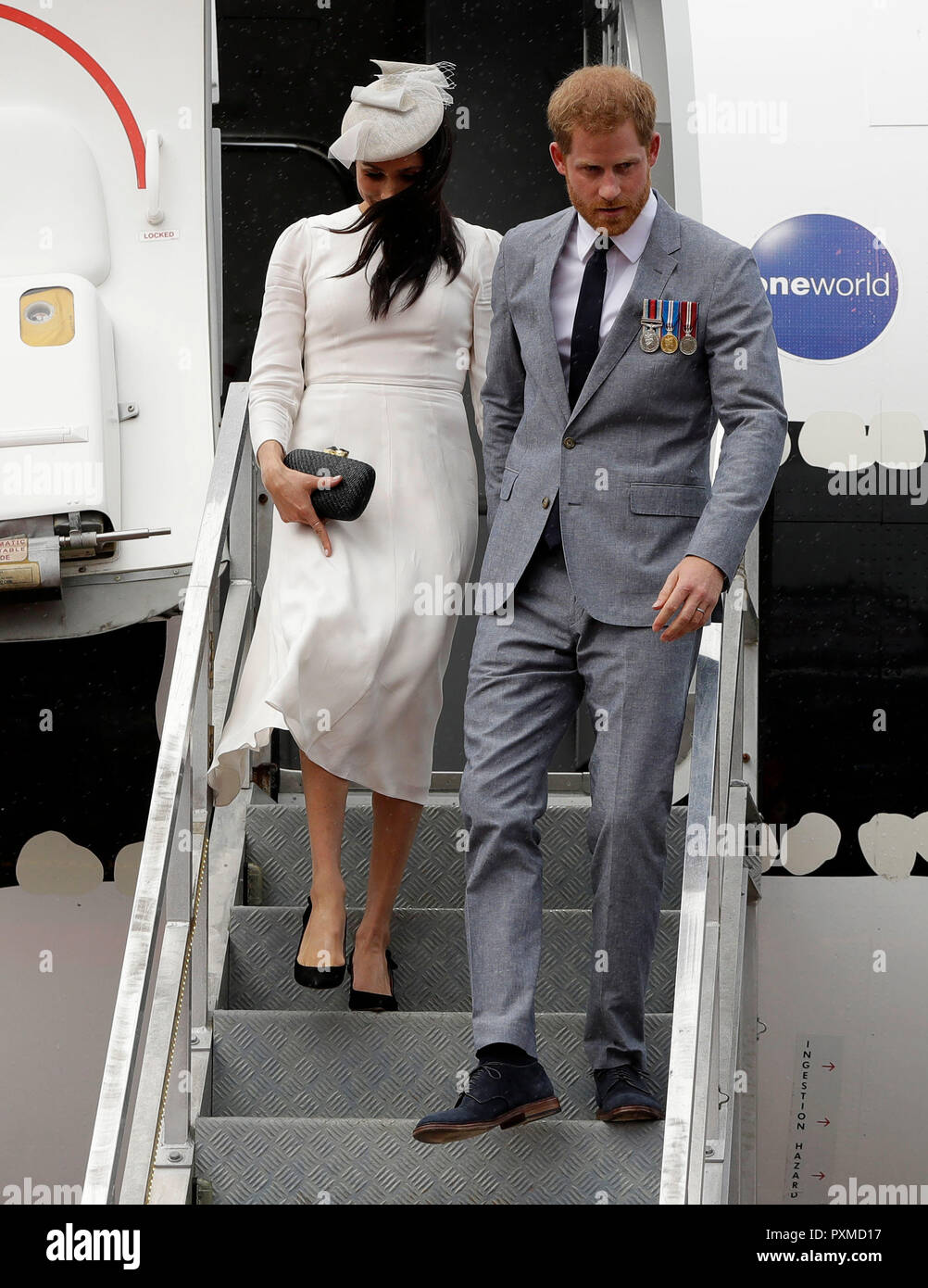 The Duke and Duchess of Sussexs flight dramatically aborts landing on approach picture images The Duke and Duchess of Sussexs flight dramatically aborts landing on approach