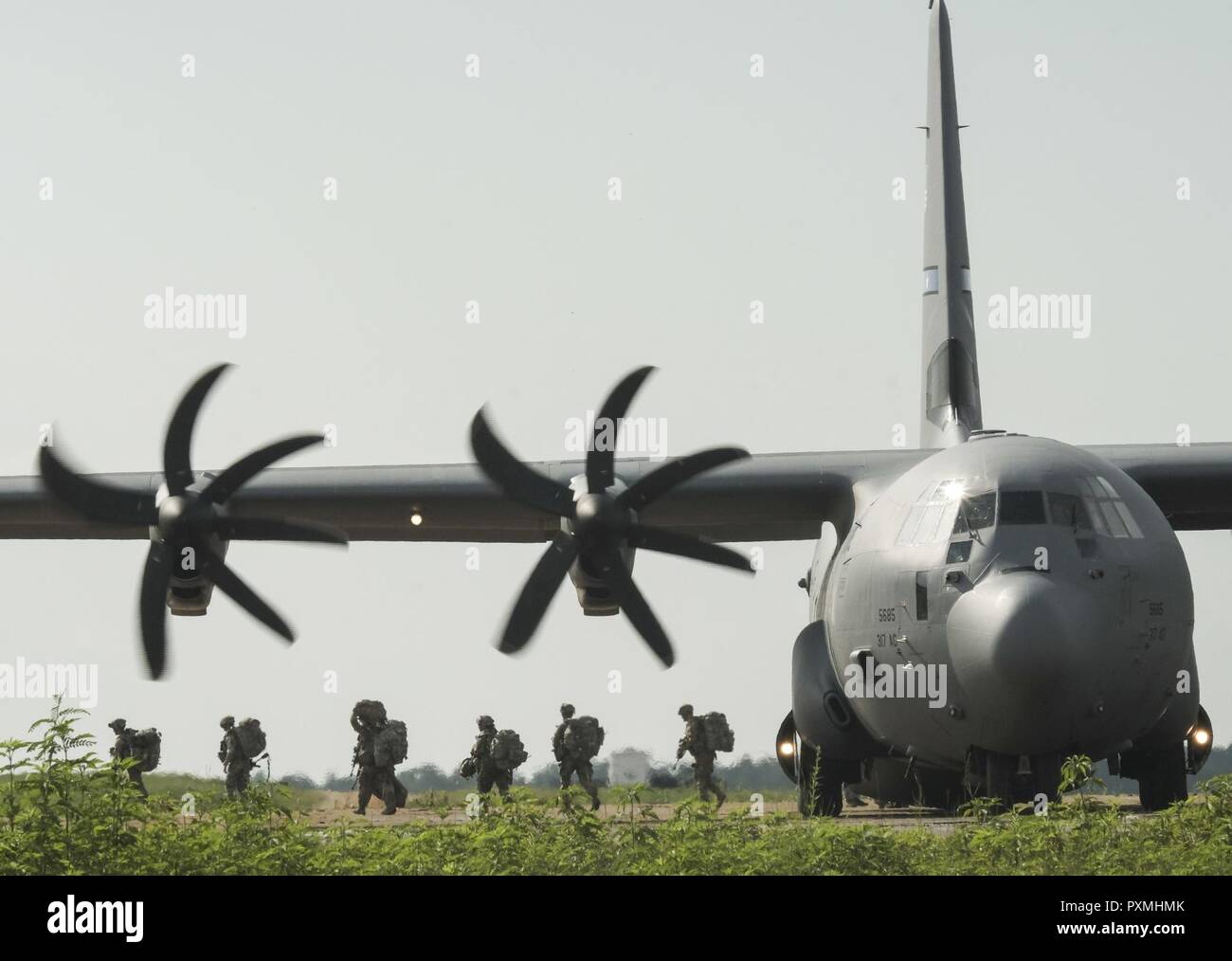 Spartan paratroopers of Headquarters, 4th Infantry Brigade Combat Team
