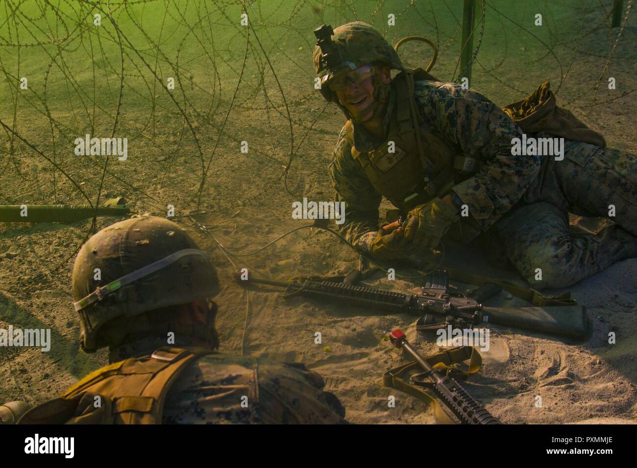 Field expedient bangalore hires stock photography and images Alamy