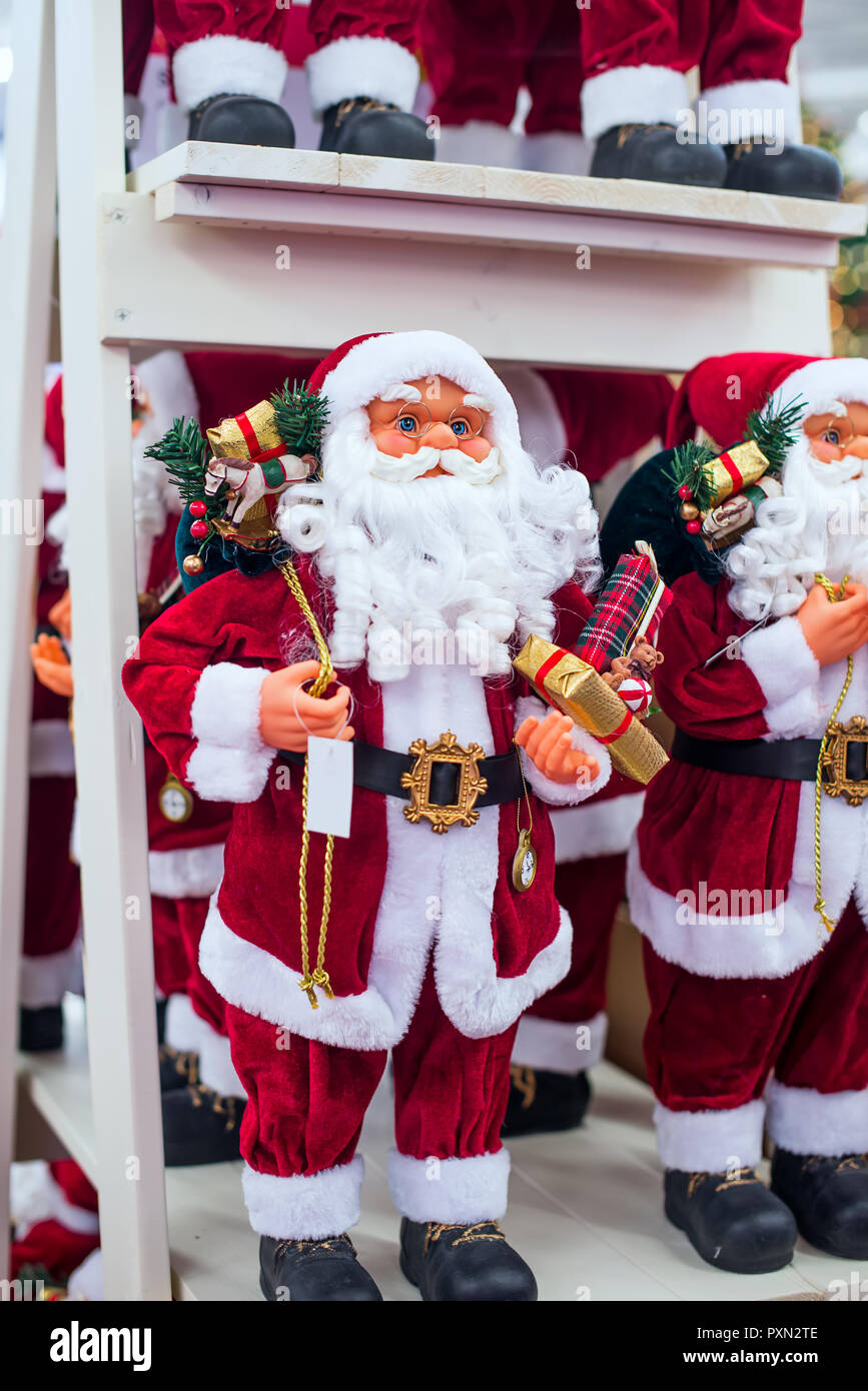 Santa claus dolls hi res stock photography and images Alamy