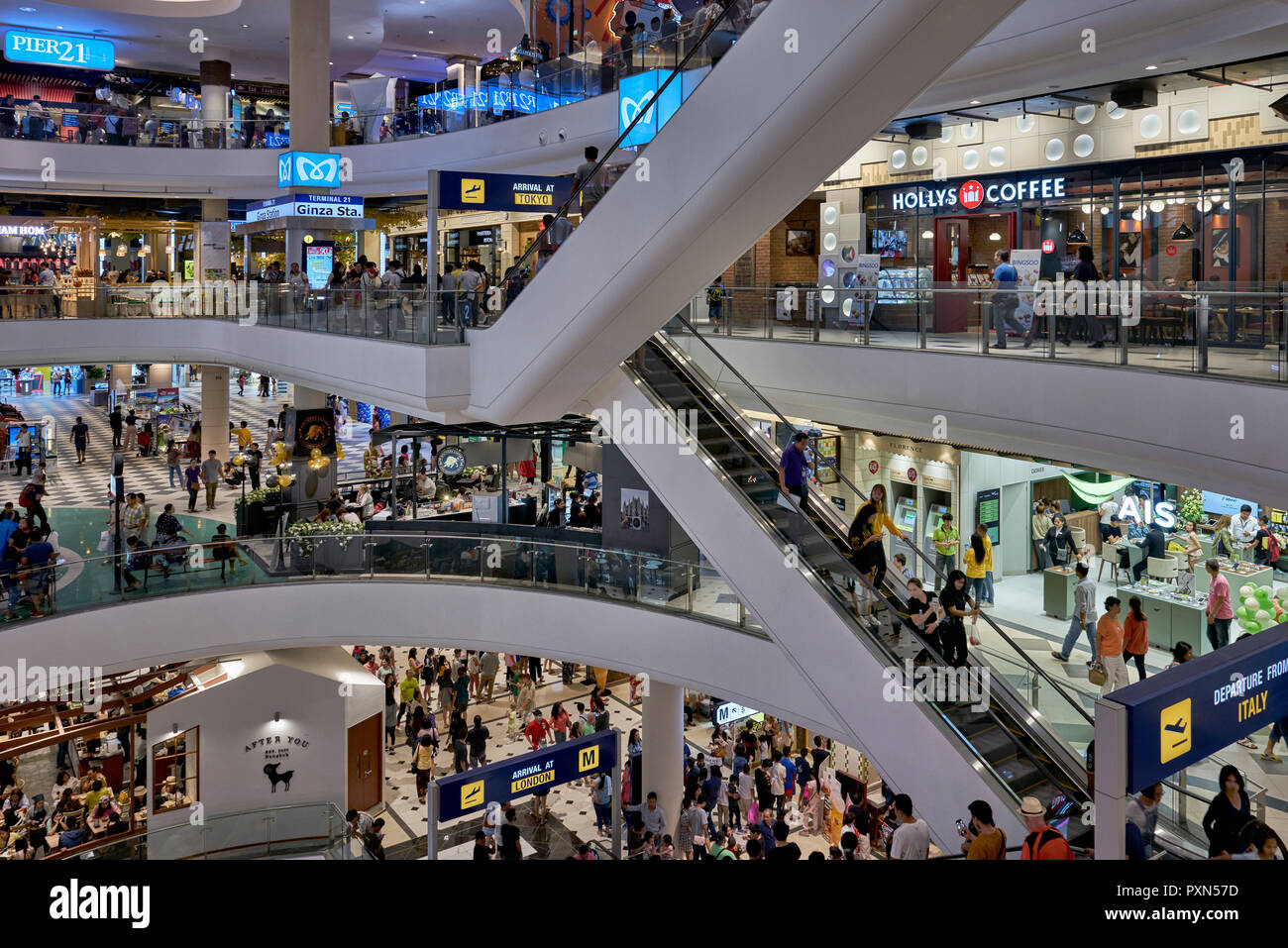 Thai shopping malls hires stock photography and images Alamy