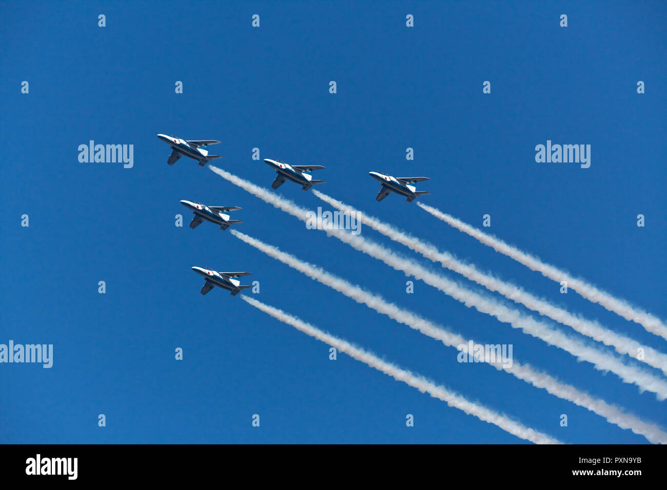 Airplanes in the sky Stock Photo Alamy