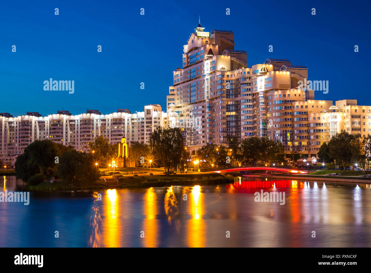 Trinity Suburb & Central Minsk along the Svishlach river, Belarus Stock Photo