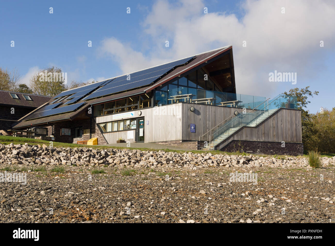 Llyn Brenig visitors centre run by Dwr Cymru or Welsh Water where visitors can hire bikes or fishing boats and eat at the cafe Stock Photo