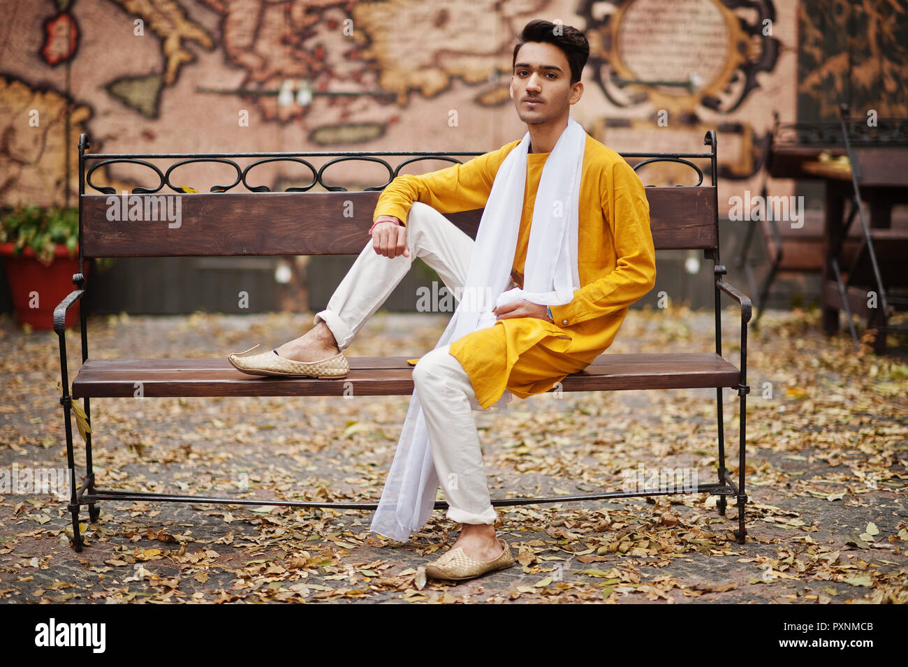 Image of Indian Man Wearing Traditional Wear and Posing-DN026717-Picxy