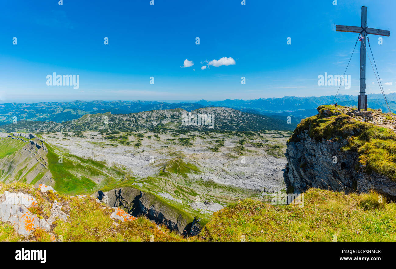 Austria, Allgaeu Alps, Vorarlberg, Kleinwalsertal, Gottesacker, Panoramic view fromsummit cross Hoher Ifen to Gottesacker plateau Stock Photo