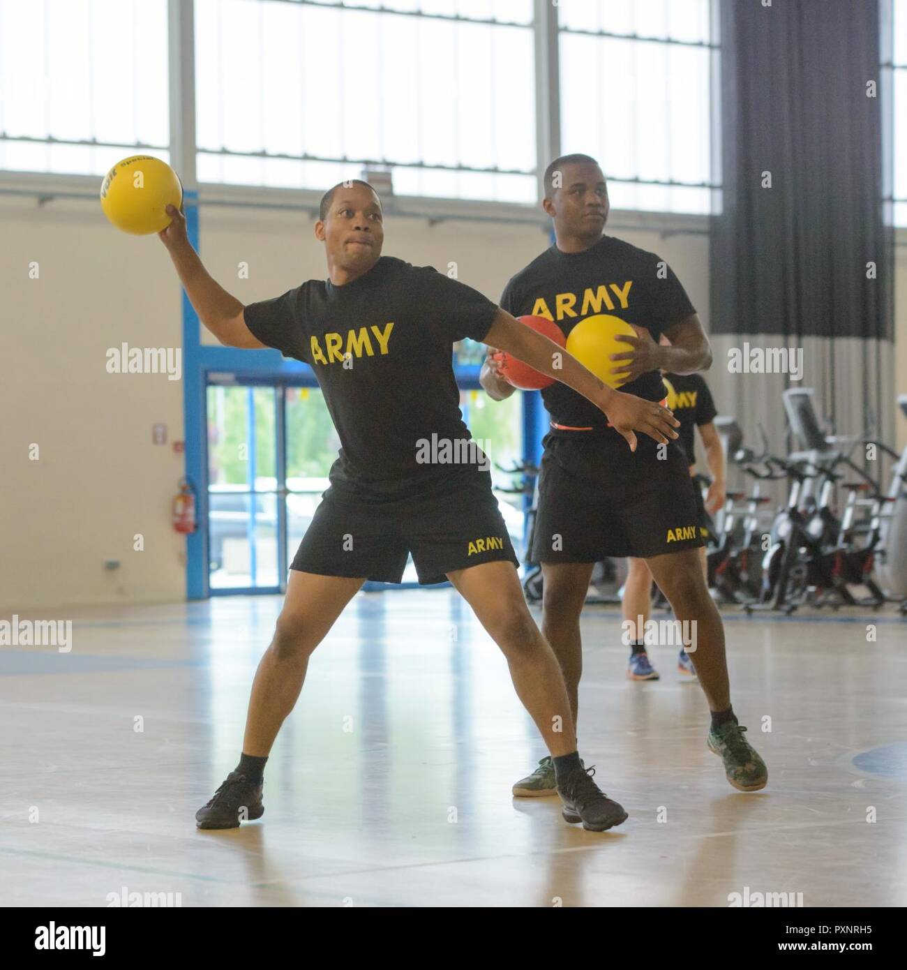 Dodgeball gym hi-res stock photography and images - Alamy