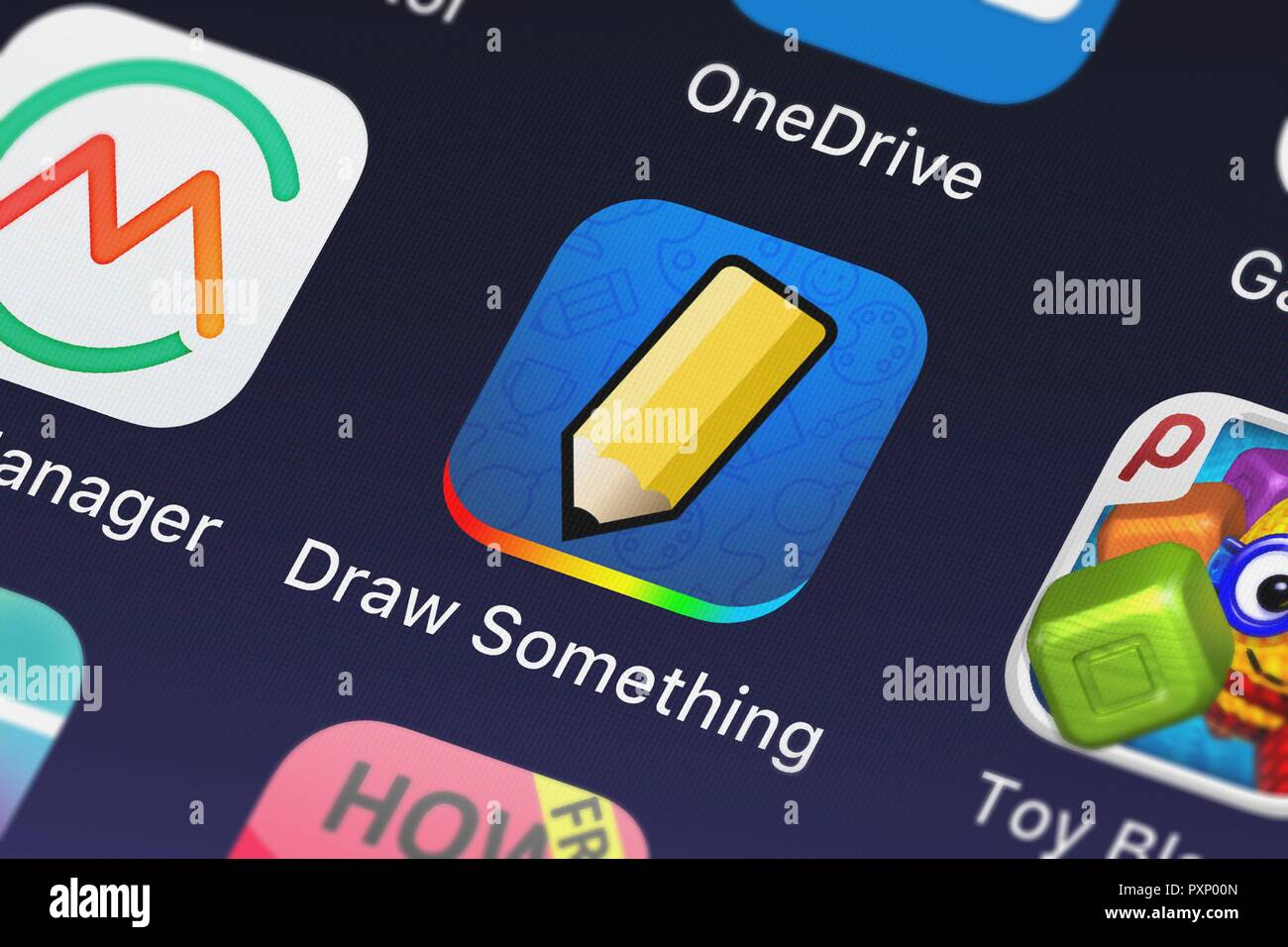 Draw Something by OMGPOP